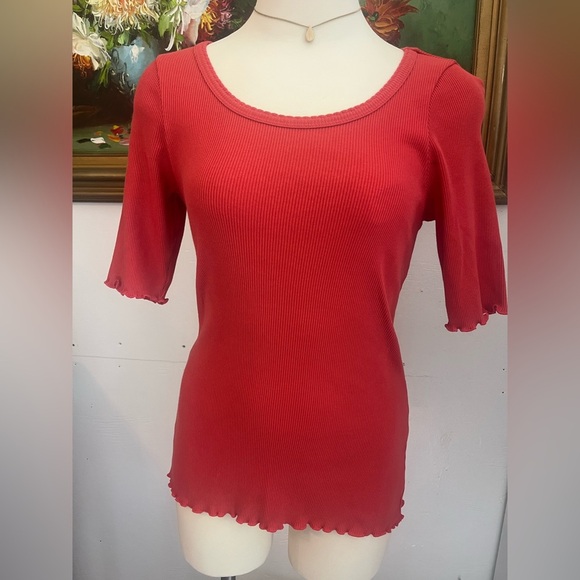 Sundance Ribbed Top Scalloped neck line/hem 100% cotton made in Portugal - Picture 2 of 6